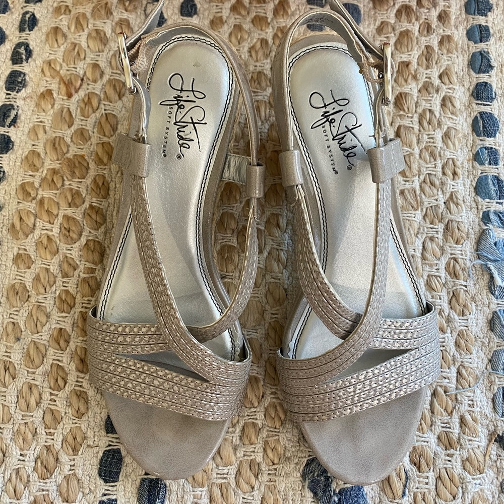 “Life Stride” Soft system wedges size: 8